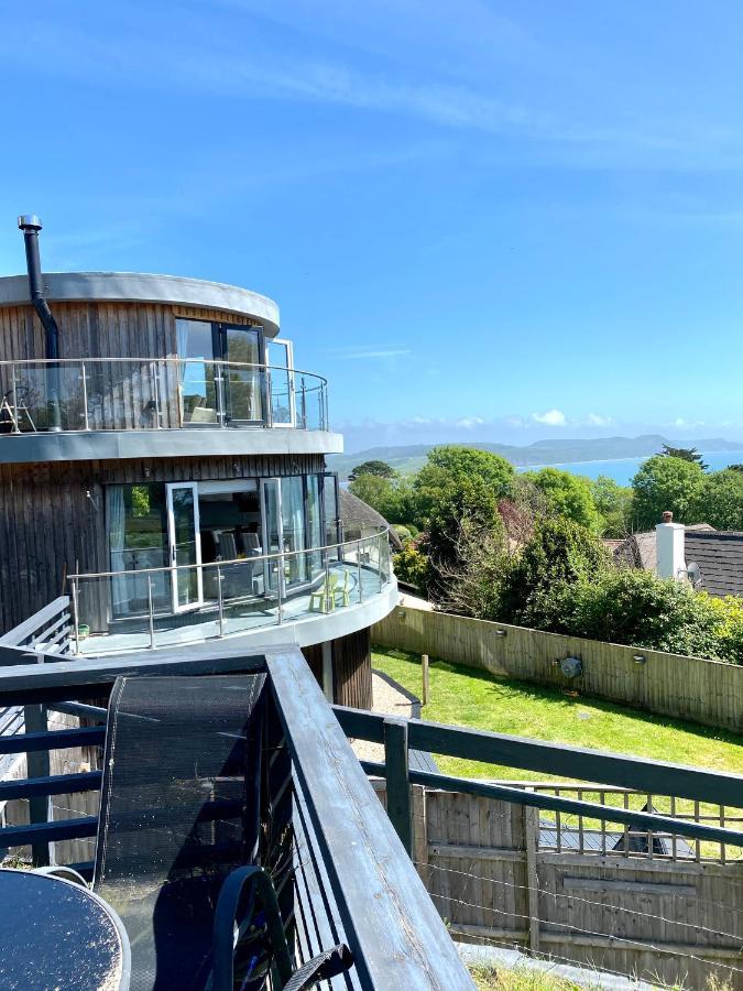 One Of The Best Properties In Lyme! Breathtaking Views Across The Whole Bay. 3 Stories With 2 Tier Veranda Around The Property. Sleeps 6 Lyme Regis Exteriör bild