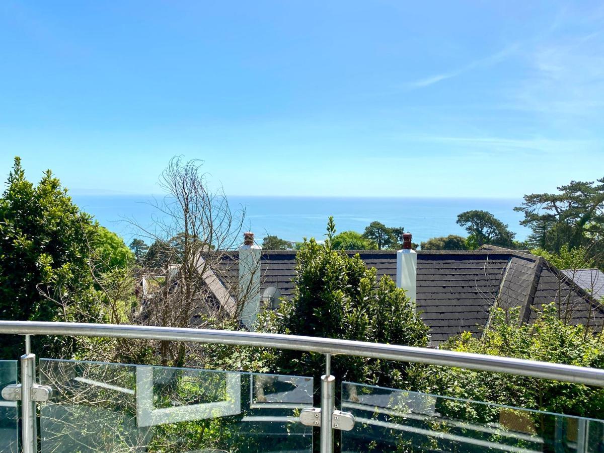 One Of The Best Properties In Lyme! Breathtaking Views Across The Whole Bay. 3 Stories With 2 Tier Veranda Around The Property. Sleeps 6 Lyme Regis Exteriör bild