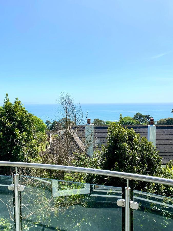 One Of The Best Properties In Lyme! Breathtaking Views Across The Whole Bay. 3 Stories With 2 Tier Veranda Around The Property. Sleeps 6 Lyme Regis Exteriör bild