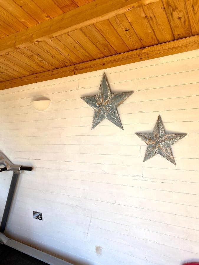 One Of The Best Properties In Lyme! Breathtaking Views Across The Whole Bay. 3 Stories With 2 Tier Veranda Around The Property. Sleeps 6 Lyme Regis Exteriör bild